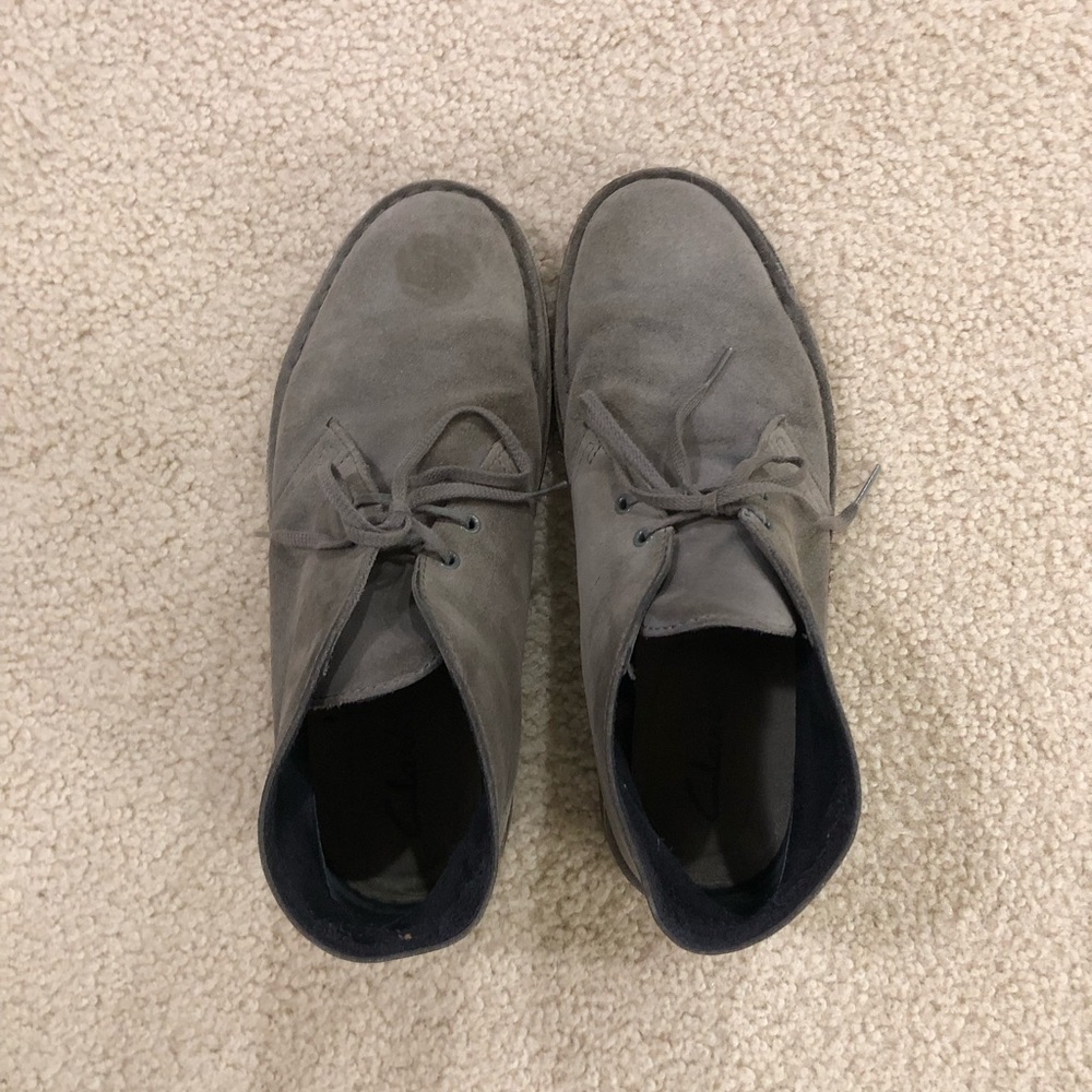 Clarks - size 8